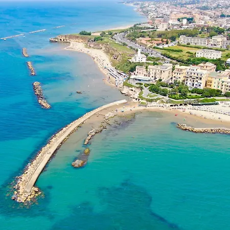 Sis House * Anzio